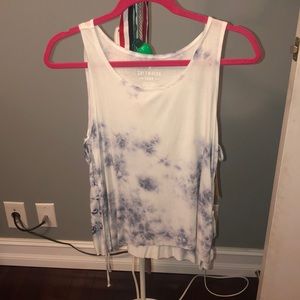 Tank top tie dye print, brand new size small